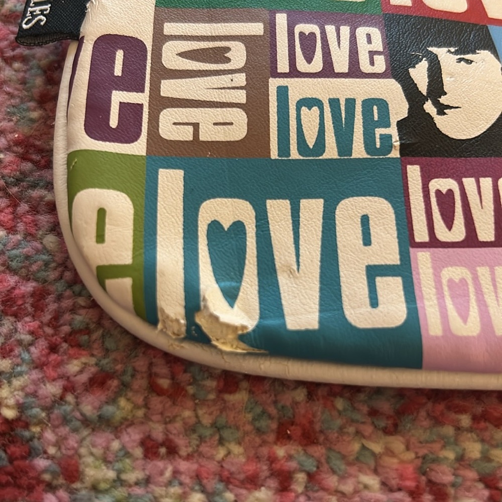 Beatles Pouch - Picture 3 of 7